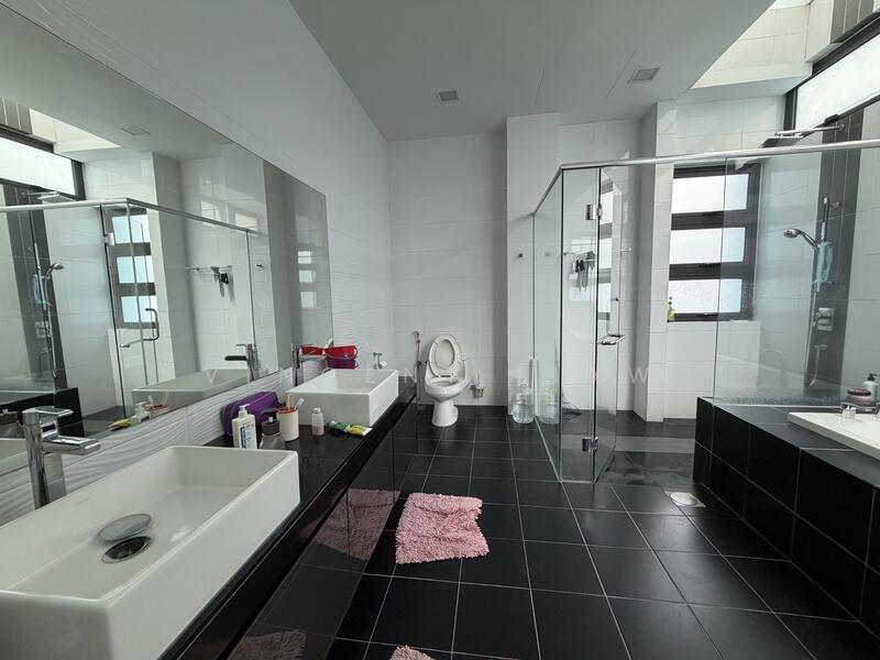 Rumah Banglo untuk Dijual di Kota Damansara (Selangor) - Vincent Liaw - Bathroom - PropertyGuru.com.my