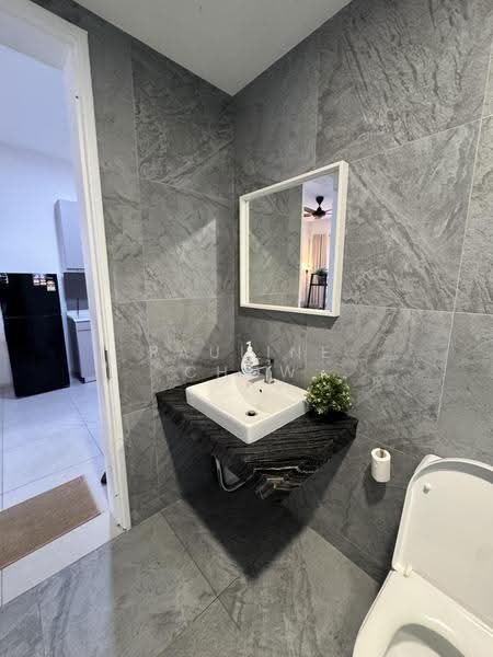 Service Residence for Sale at The Goodwood Residence - Pauline Chow - Bathroom - PropertyGuru.com.my