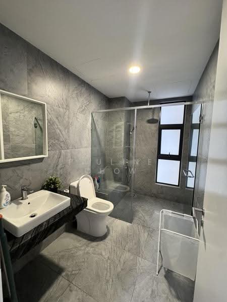 Service Residence for Sale at The Goodwood Residence - Pauline Chow - Bathroom - PropertyGuru.com.my