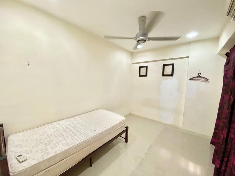 Untuk Dijual - Suri Puteri