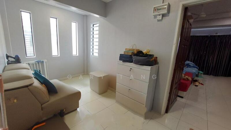 bercham untuk Untuk Dijual - RM 480,000, Mac 2026 - Living Room - PropertyGuru.com.my