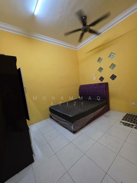 Semi-Detached House for Sale in Bandar Jengka (Bandar Tun Razak) - Mohammad Azizi - Bedroom - PropertyGuru.com.my