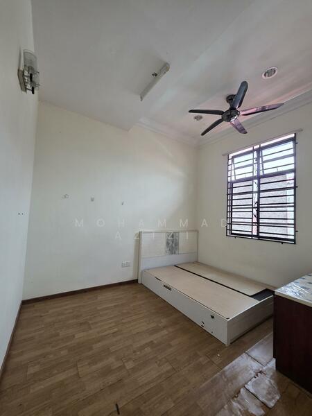 Semi-Detached House for Sale in Bandar Jengka (Bandar Tun Razak) - Mohammad Azizi - Bedroom - PropertyGuru.com.my