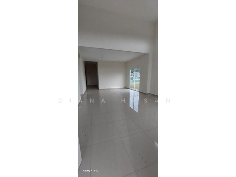 Taman Juasseh Sentosa untuk Untuk Dijual - RM 388,800, Feb 2026 - Living Room - PropertyGuru.com.my