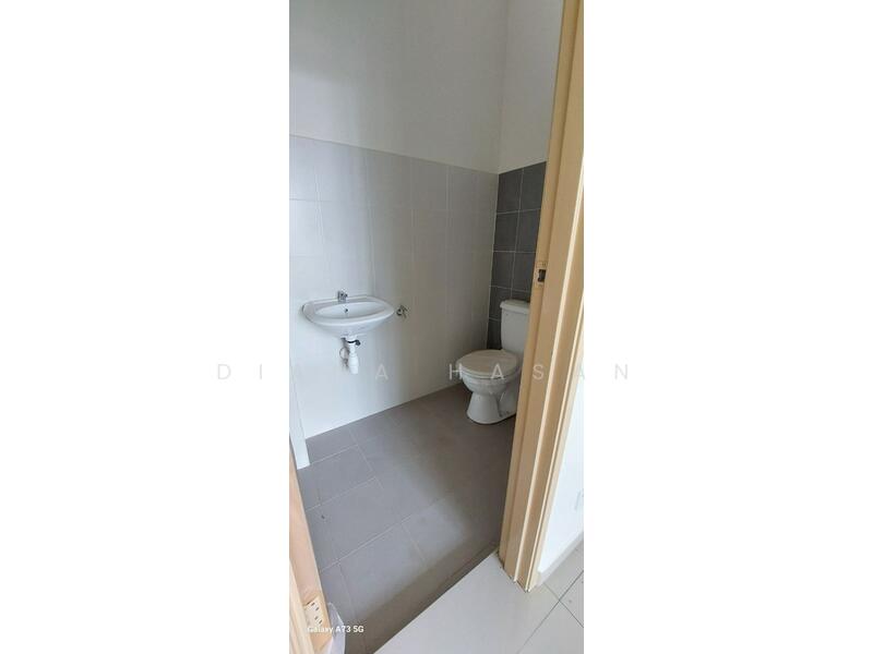 Taman Juasseh Sentosa untuk Untuk Dijual - RM 388,800, Feb 2026 - Bathroom - PropertyGuru.com.my