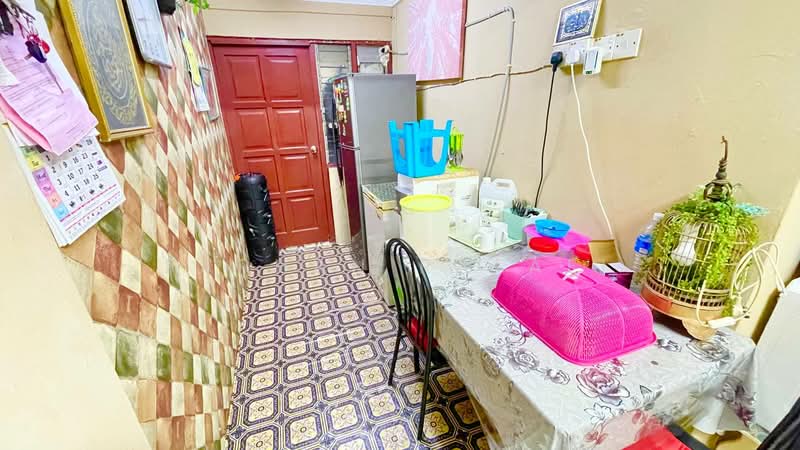 Flat for Sale at Flat Pandan Indah 3/3 - Farhan Rafael - Interior - PropertyGuru.com.my