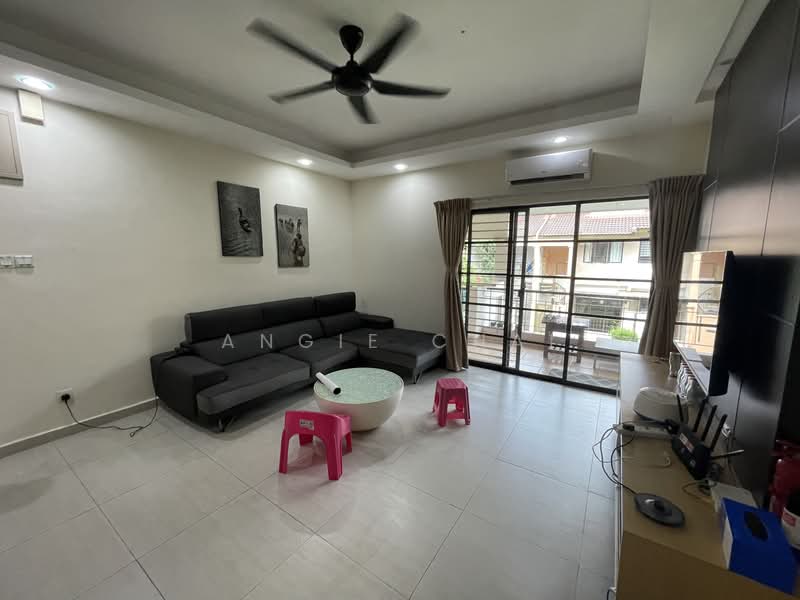 Rumah Bandar untuk Dijual di Sunway Damansara (Kota Damansara) - Angie Chai - Living Room - PropertyGuru.com.my
