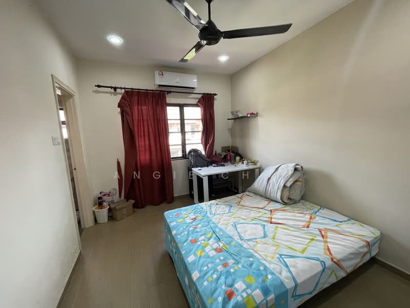 Rumah Bandar untuk Dijual di Sunway Damansara (Kota Damansara) - Angie Chai - Bedroom - PropertyGuru.com.my