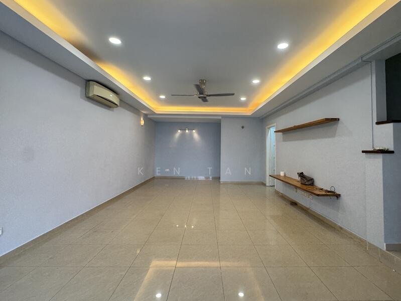 2 Storey Terrace @ Bukit Serdang untuk Untuk Dijual - RM 888,000, Feb 2026 - Living Room - PropertyGuru.com.my