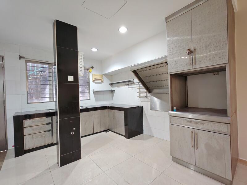 2 Storey Terrace @ Bukit Serdang untuk Untuk Dijual - RM 888,000, Feb 2026 - Kitchen - PropertyGuru.com.my