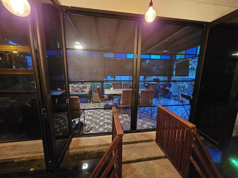 Rumah Berkembar untuk Dijual di Kajang (Selangor) - Francis Thee - Balcony - PropertyGuru.com.my