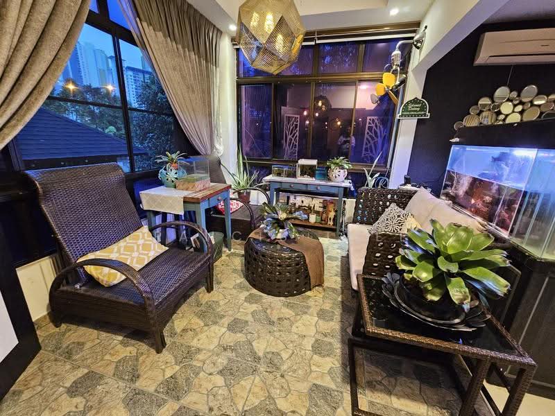 Rumah Berkembar untuk Dijual di Kajang (Selangor) - Francis Thee - Balcony - PropertyGuru.com.my