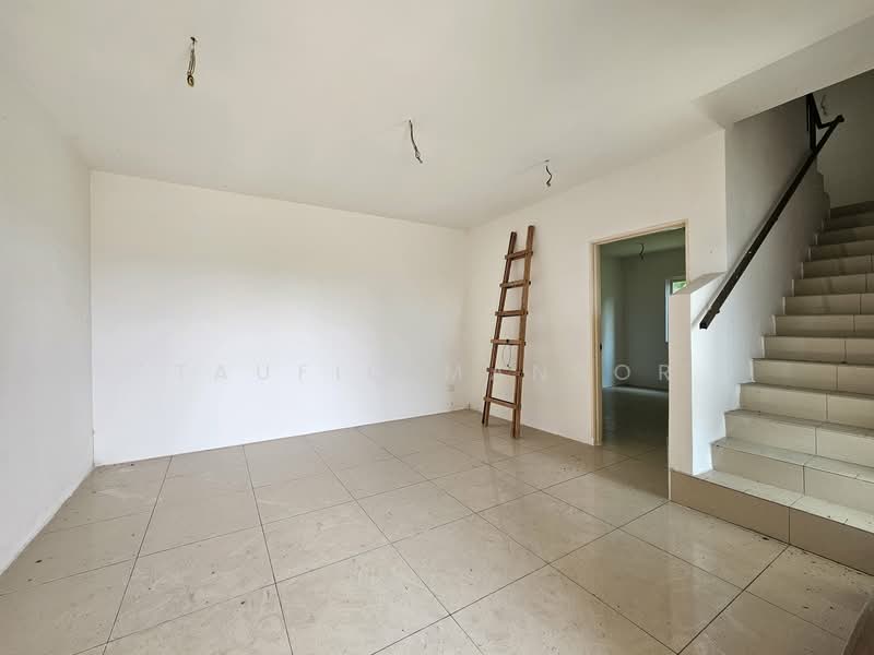 Semi-Detached House for Sale in Bandar Baru Salak Tinggi (Sepang) - Taufiq Mansor - Interior - PropertyGuru.com.my