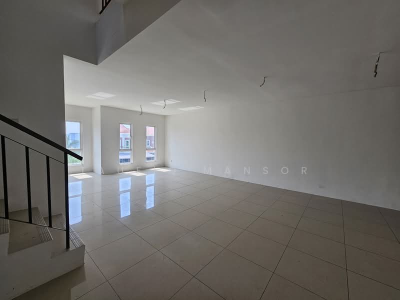 Semi-Detached House for Sale in Bandar Baru Salak Tinggi (Sepang) - Taufiq Mansor - Interior - PropertyGuru.com.my