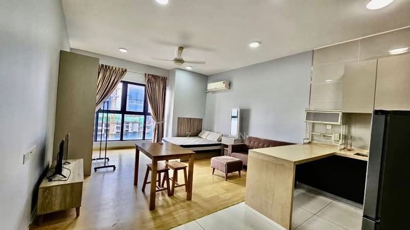 Condominium for Rent at Amberside @ Country Garden Danga Bay - Vinz Ang - Living Room - PropertyGuru.com.my