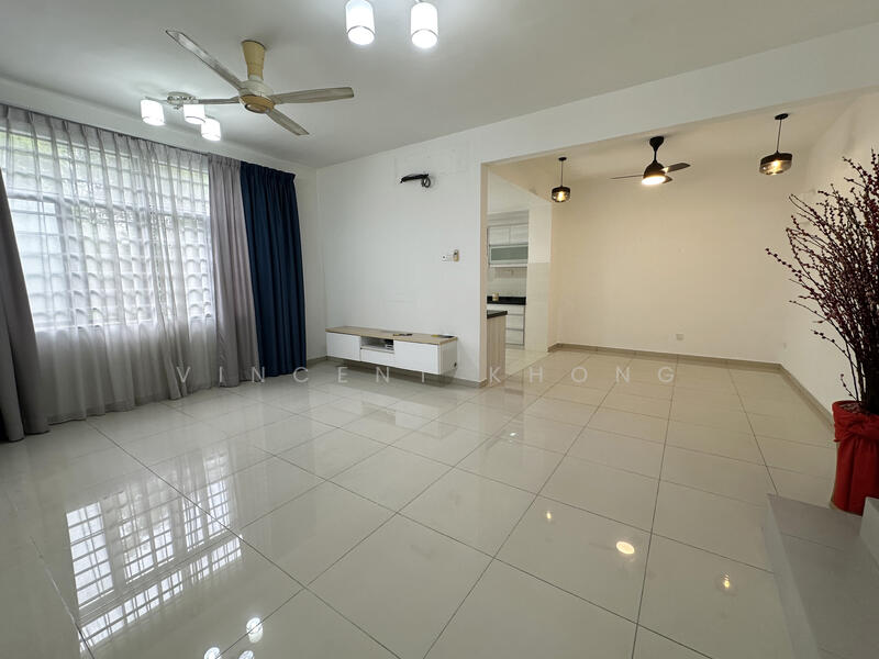 Rumah Bandar untuk Dijual di Bandar Bukit Puchong 2 (Puchong) - Vincent Khong - Living - PropertyGuru.com.my