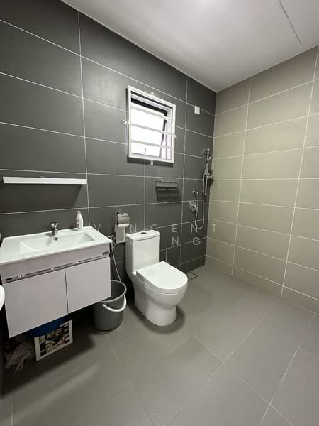 Rumah Bandar untuk Dijual di Bandar Bukit Puchong 2 (Puchong) - Vincent Khong - Bathroom - PropertyGuru.com.my