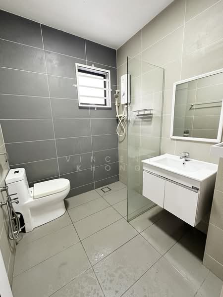 Rumah Bandar untuk Dijual di Bandar Bukit Puchong 2 (Puchong) - Vincent Khong - Bathroom - PropertyGuru.com.my