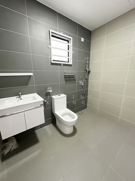 Rumah Bandar untuk Dijual di Bandar Bukit Puchong 2 (Puchong) - Vincent Khong - Bathroom - PropertyGuru.com.my