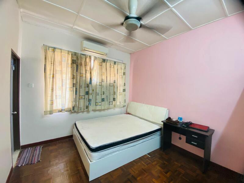 Rumah Teres 2 Tingkat untuk Dijual di Bangi (Selangor) - Mahirah . - Bedroom - PropertyGuru.com.my