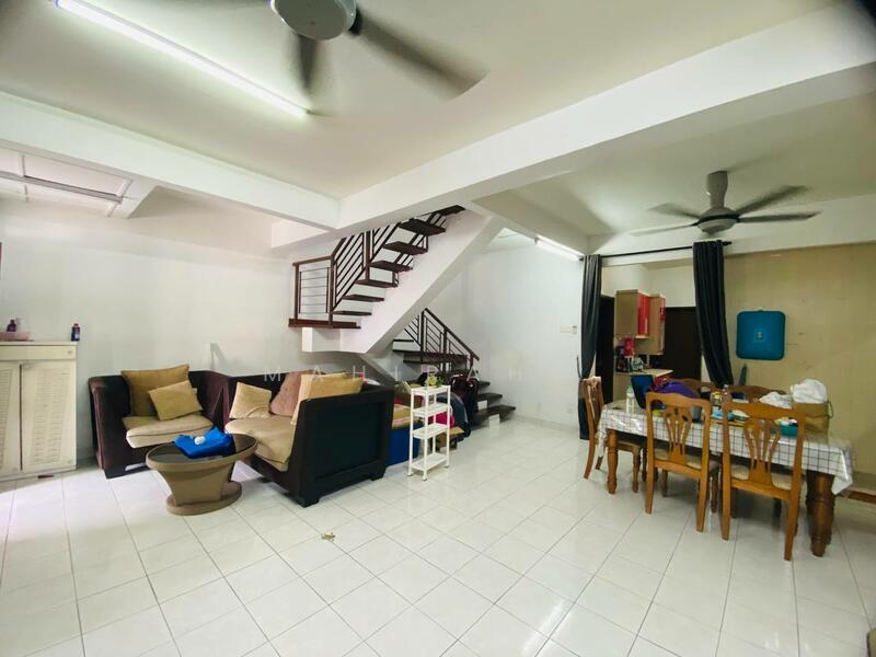 Rumah Teres 2 Tingkat untuk Dijual di Bangi (Selangor) - Mahirah . - Living Room - PropertyGuru.com.my