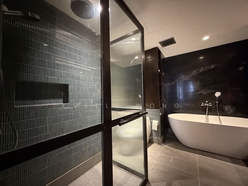 Kondominium untuk Dijual di Seri Duta II - Yvelle Wong - Master Bathroom - PropertyGuru.com.my