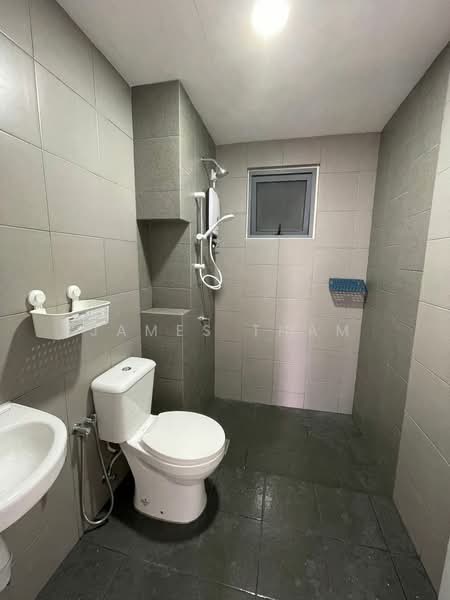 Kondominium untuk Disewa di Sky Awani Residensi 3 - James Tham - Bathroom - PropertyGuru.com.my