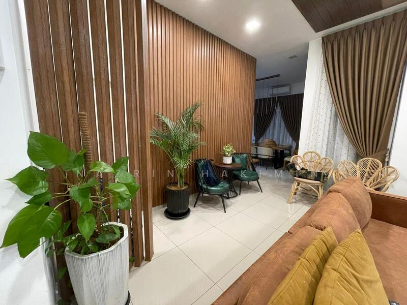 Semi-Detached House for Sale in Eco Grandeur (Puncak Alam) - Nazrin Hakimin - Living Room - PropertyGuru.com.my