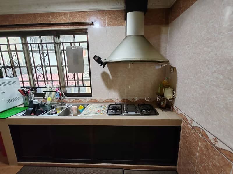 2-storey Terraced House for Sale in BANDAR PUCHONG JAYA (Puchong) - Gabriel Kong - Kitchen - PropertyGuru.com.my