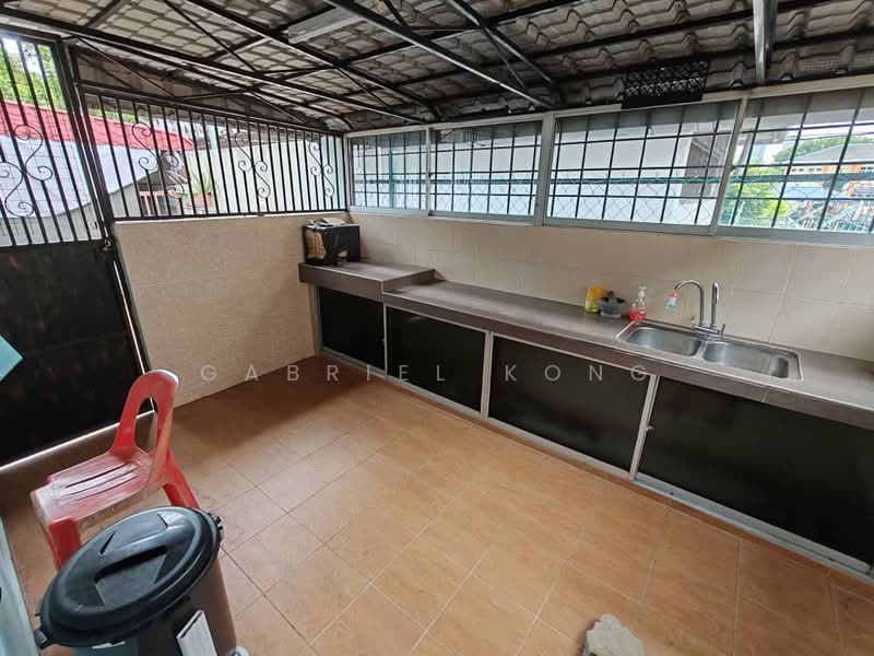 2-storey Terraced House for Sale in BANDAR PUCHONG JAYA (Puchong) - Gabriel Kong - Kitchen - PropertyGuru.com.my