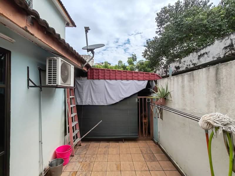 2-storey Terraced House for Sale in BANDAR PUCHONG JAYA (Puchong) - Gabriel Kong - Exterior - PropertyGuru.com.my