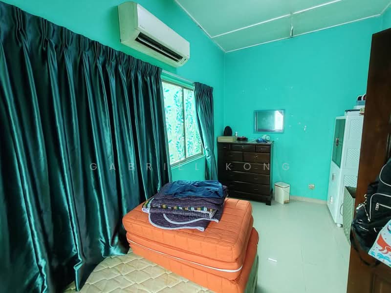 2-storey Terraced House for Sale in BANDAR PUCHONG JAYA (Puchong) - Gabriel Kong - Bedroom - PropertyGuru.com.my