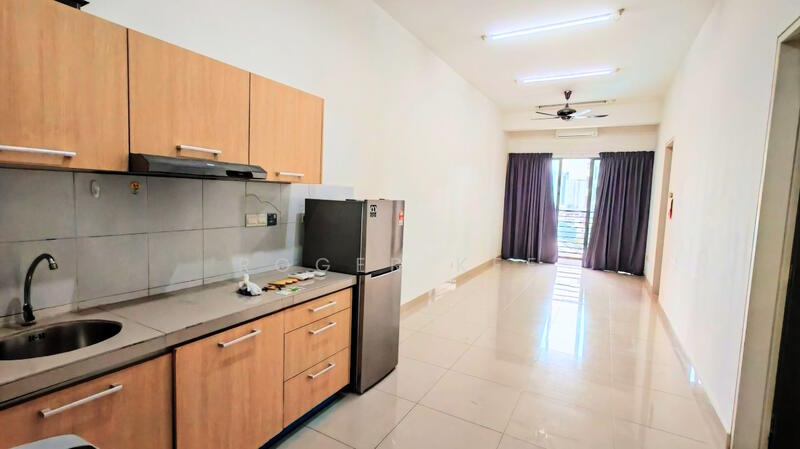D'Pulze Cyberjaya untuk Untuk Disewa - RM 1,500 /bulan, Mac 2026 - Kitchen - PropertyGuru.com.my