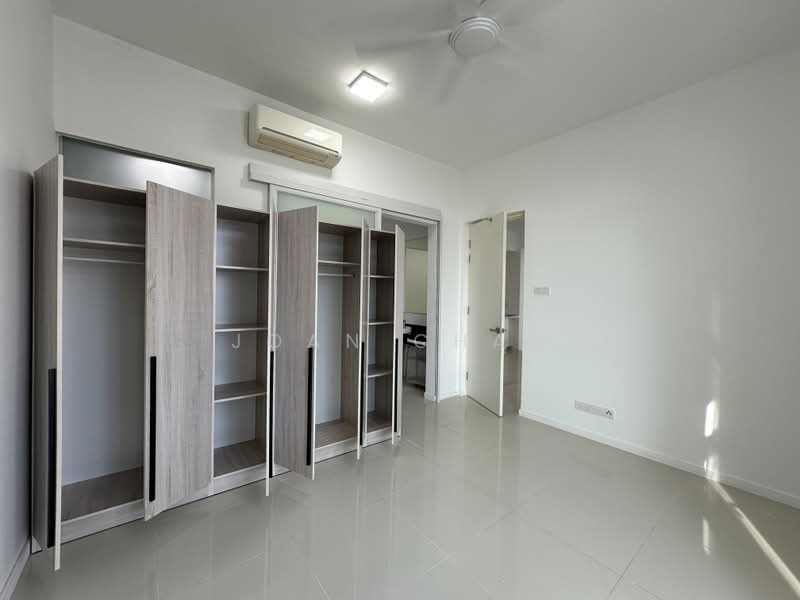 Service Residence for Rent at Tropicana Avenue - Joan Chan - master bedroom - PropertyGuru.com.my