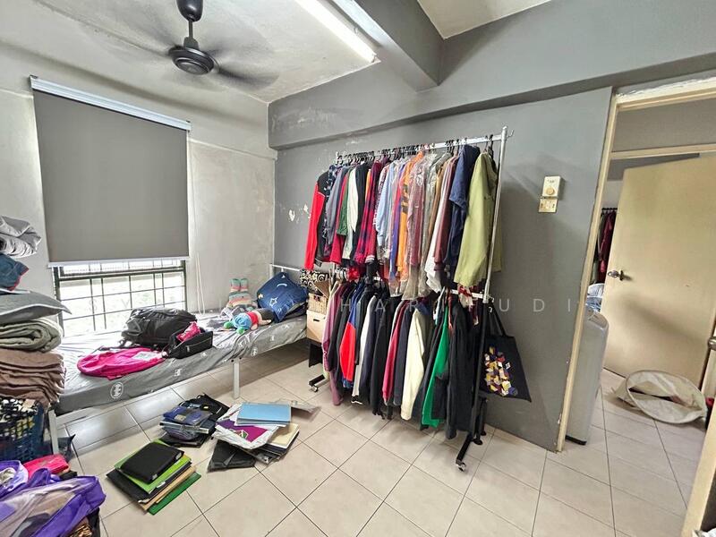 For Sale - Pusat Komersial Seksyen 7