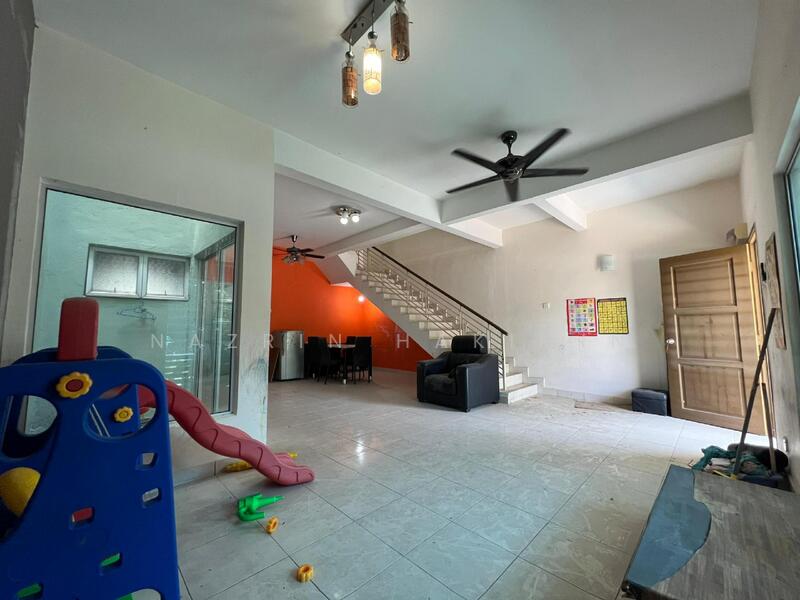 2-storey Terraced House for Sale in Batu Arang (Selangor) - Nazrin Hakimin - PropertyGuru.com.my