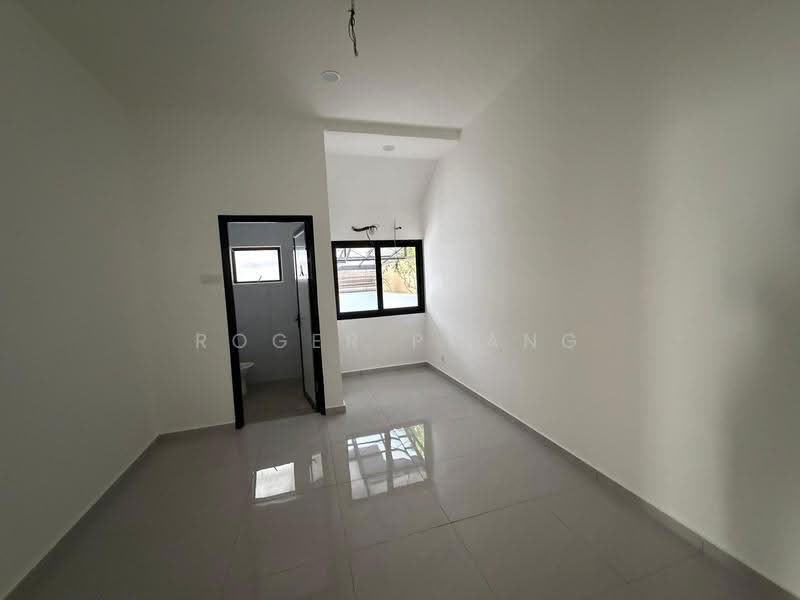 Rumah Berkembar untuk Dijual di Kota Kemuning (Shah Alam) - Roger Phang - Interior - PropertyGuru.com.my