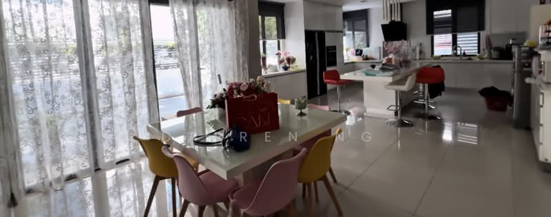 Rumah Berkembar untuk Dijual di Shah Alam (Selangor) - Darren Ng - Kitchen - PropertyGuru.com.my