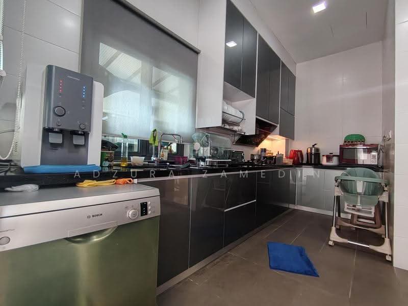 Bungalow House for Sale in Kota Damansara (Selangor) - Adzura Zamedin - Kitchen - PropertyGuru.com.my