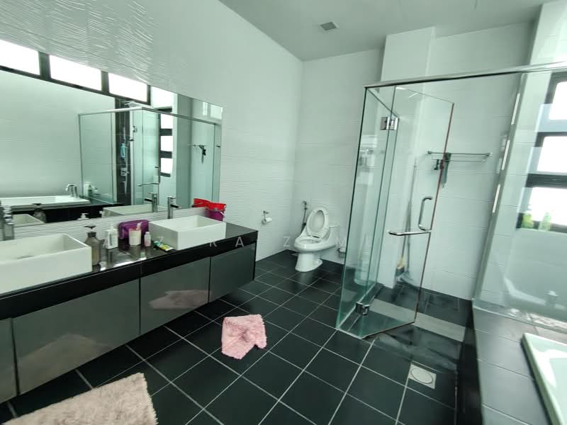 Bungalow House for Sale in Kota Damansara (Selangor) - Adzura Zamedin - PropertyGuru.com.my