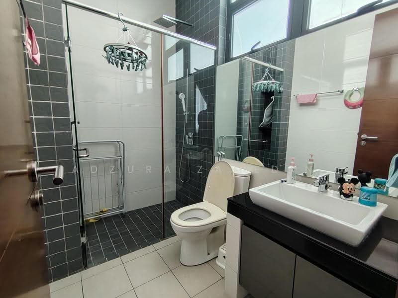 Bungalow House for Sale in Kota Damansara (Selangor) - Adzura Zamedin - PropertyGuru.com.my