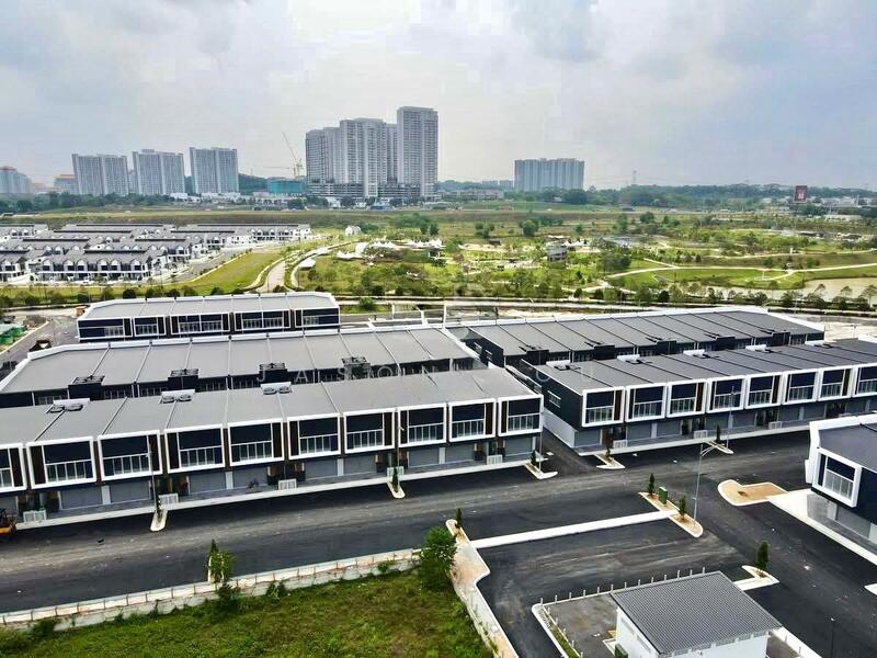Shop / Office for Sale in Sepang (Selangor) - JASON YOU - Exterior - PropertyGuru.com.my