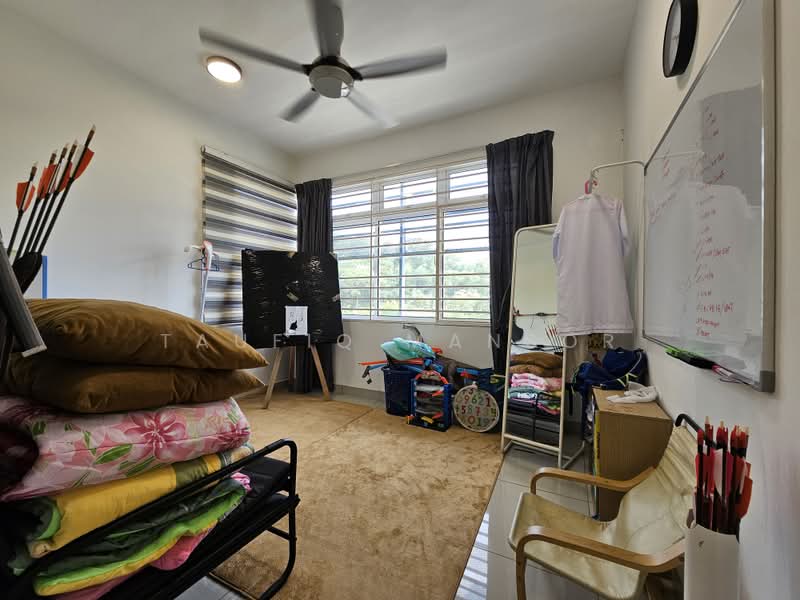 Kondominium untuk Dijual di Dwiputra Residences - Taufiq Mansor - Bedroom - PropertyGuru.com.my