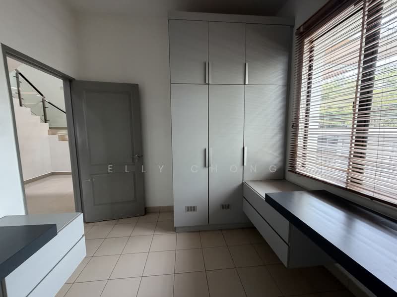 Rumah Teres 3-Tingkat untuk Dijual di Taman Bukit Prima (Cheras) - Elly Chong - PropertyGuru.com.my