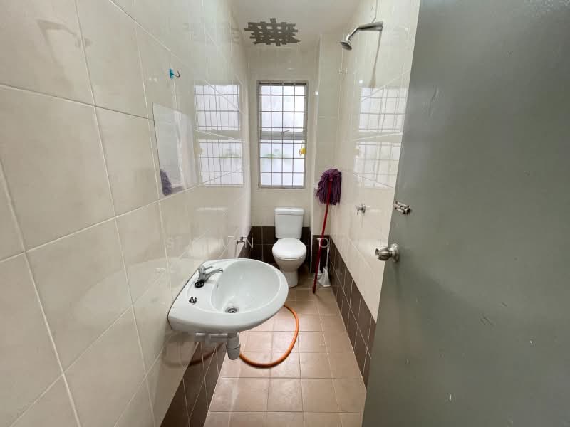 Apartment for Sale at One Sierra Apartment - Sean Yong - Bathroom - PropertyGuru.com.my
