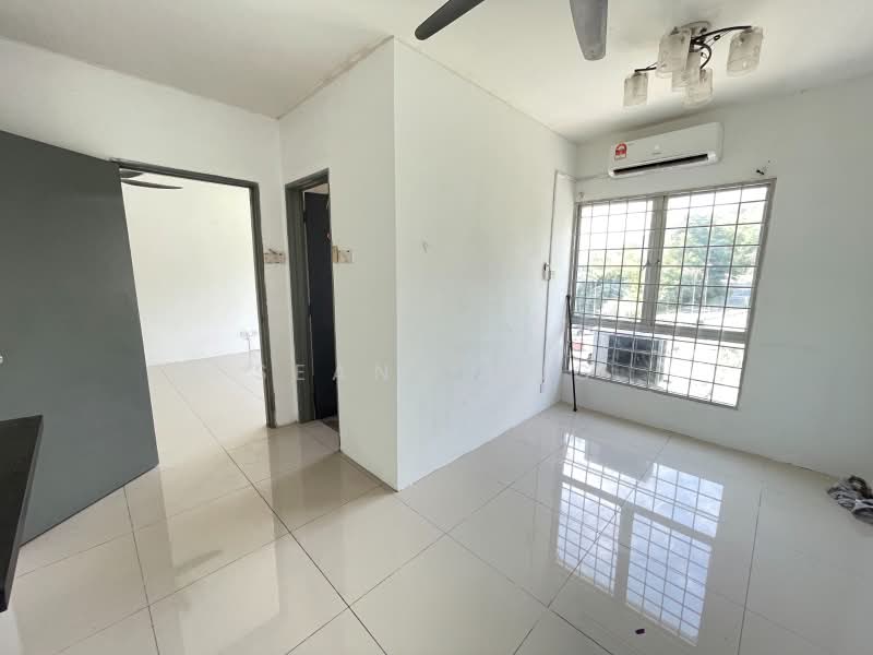 Apartment for Sale at One Sierra Apartment - Sean Yong - Interior - PropertyGuru.com.my