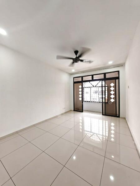 2-storey Terraced House for Sale in Taman Jaya Mas (Skudai) - Janlly Jong - Living Room - PropertyGuru.com.my