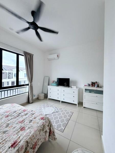 2-storey Terraced House for Rent in Bandar Cassia (Batu Kawan) - Kerry Seah - Bedroom - PropertyGuru.com.my