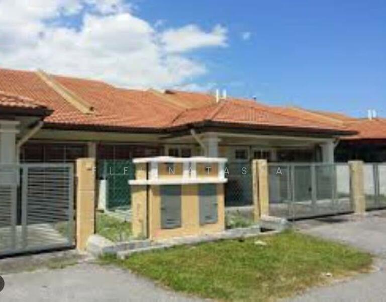 1-storey Terraced House for Sale in Bestari Jaya (Selangor) - Fifi Natasya - Exterior - PropertyGuru.com.my