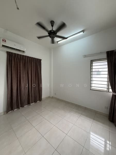 Condominium for Sale at Lagoon Suites - Joey Wong - Interior - PropertyGuru.com.my